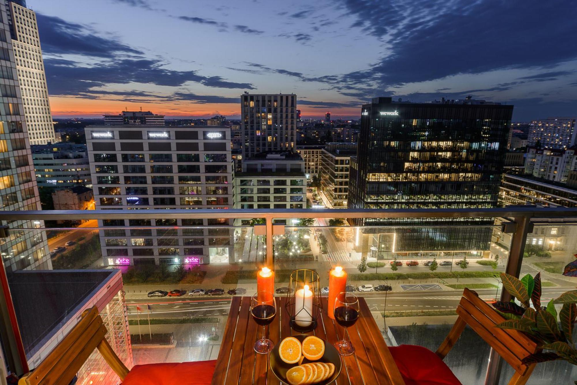 Luxury Apartments In Platinum Tower Warschau Buitenkant foto