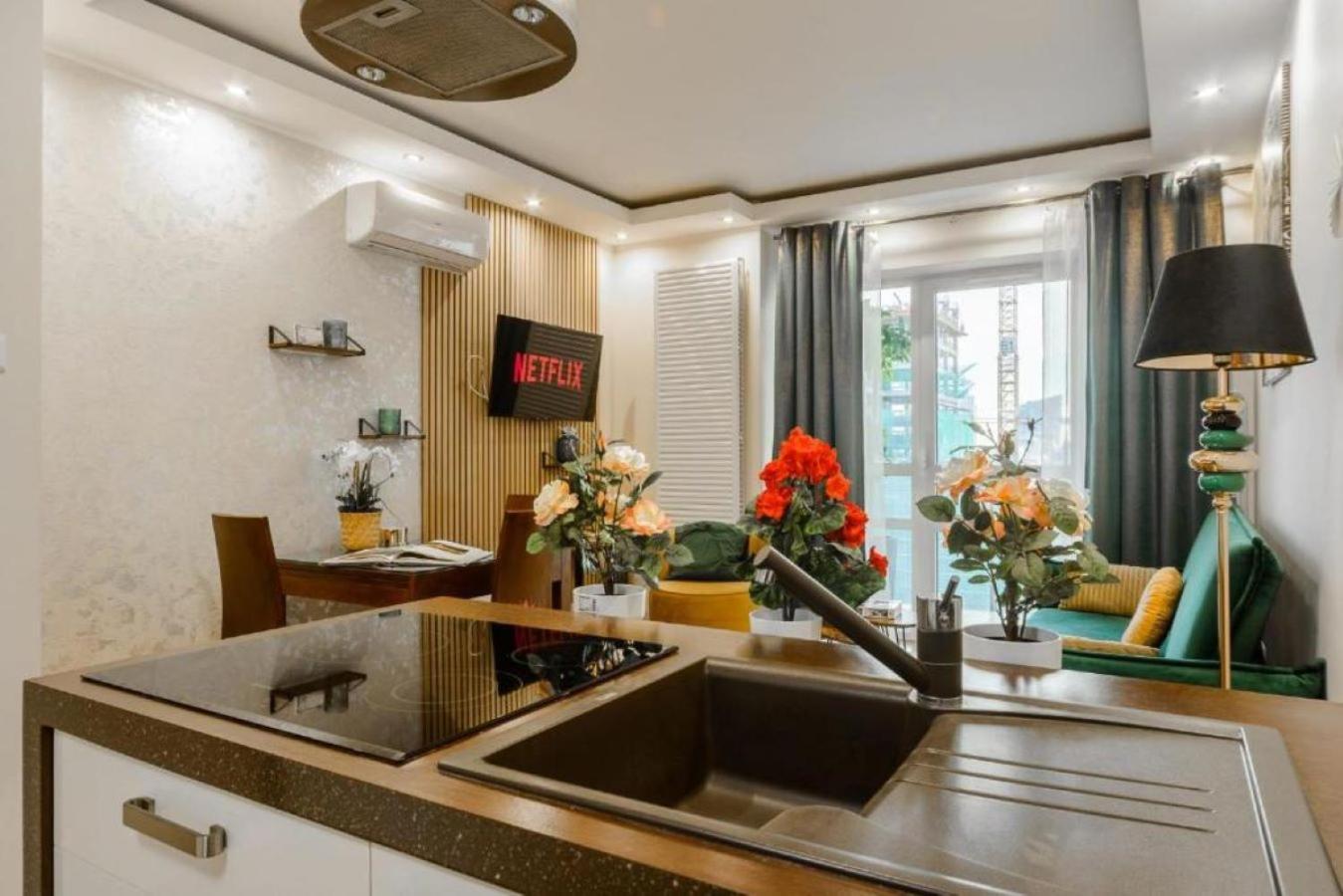 Luxury Apartments In Platinum Tower Warschau Buitenkant foto